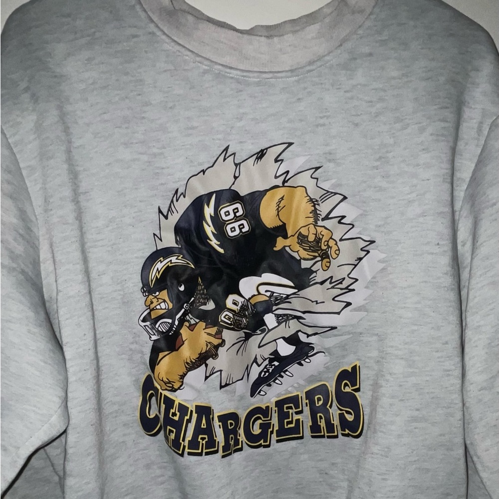vintage heather grey crew neck